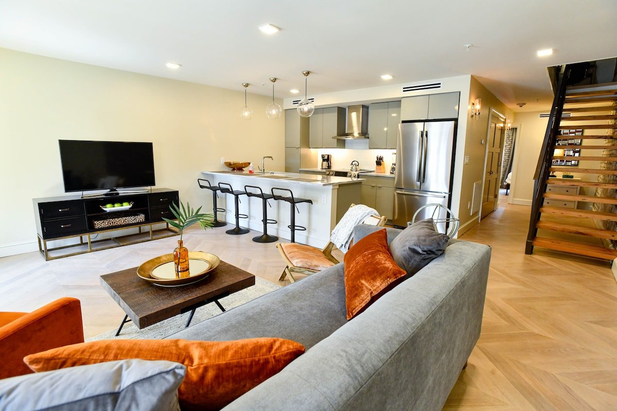 MySouthernComfort “The Gabrielle” Large 3 bedroom gallery image 4