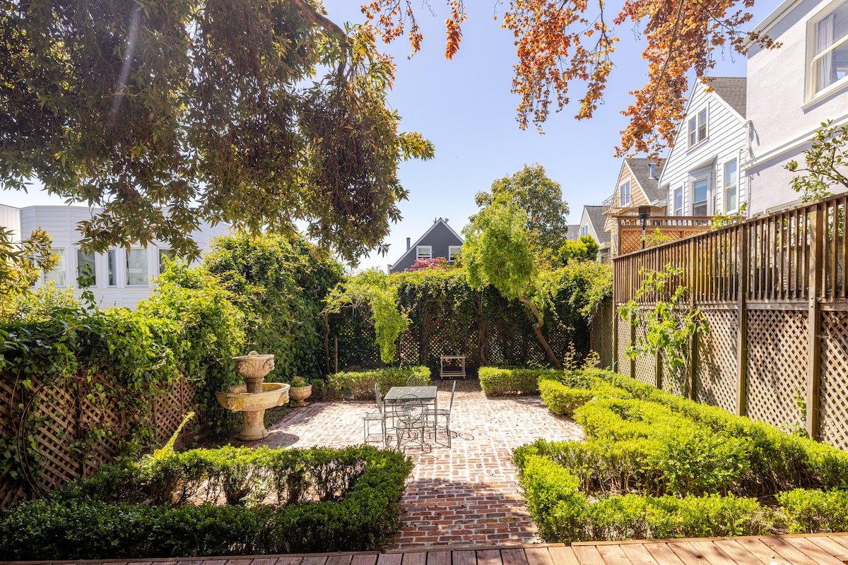 Classic Elegance Pacific Heights gallery image 3