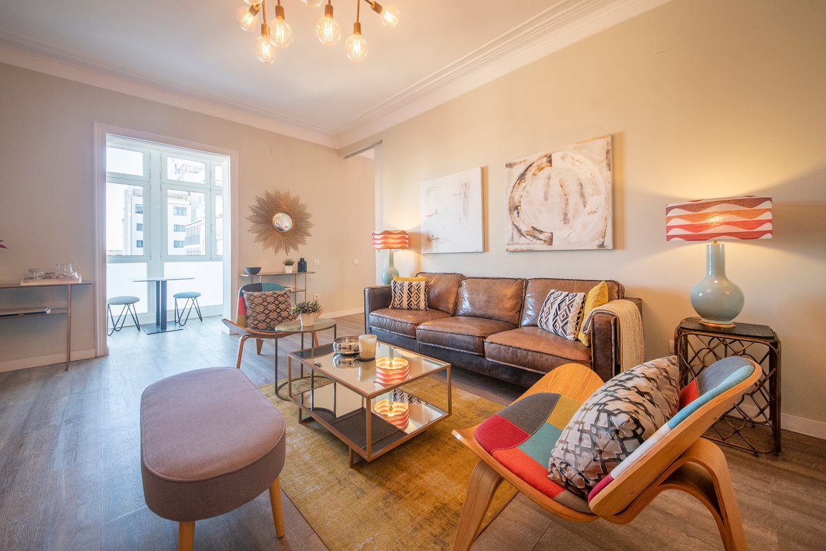 5 bedroom apartment Paseo de Gracia YouStylish