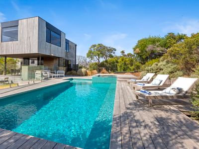 Oceanic-Luxury Meets Relaxation