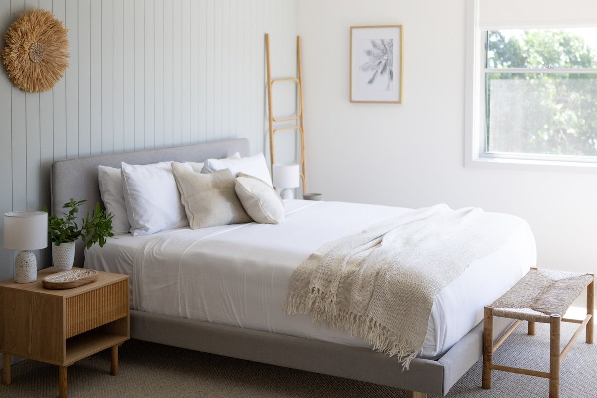 Diamond Beach House – Beachfront Pool Pets gallery image 5