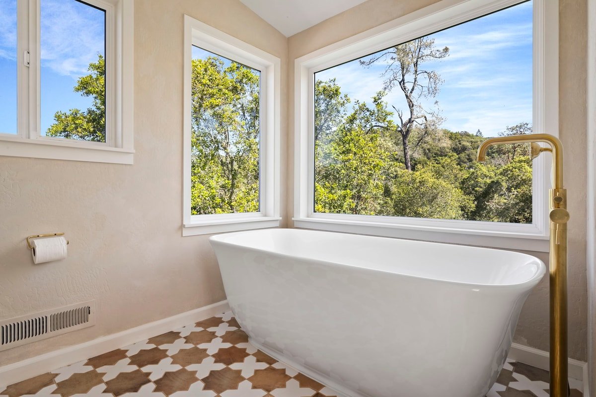 Magical Wine Country Compound – Epic Views & Pool gallery image 5
