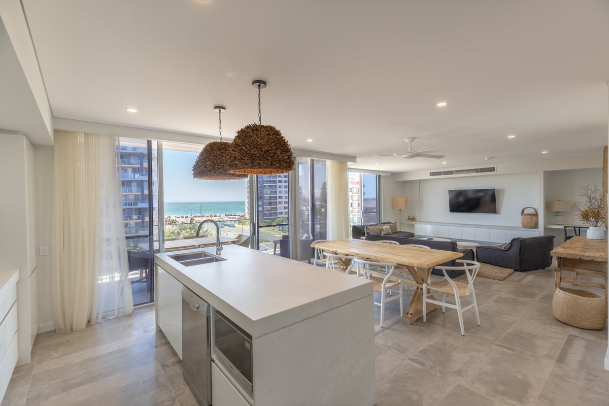 Suite 11, Penthouse | Astina Suites Forster