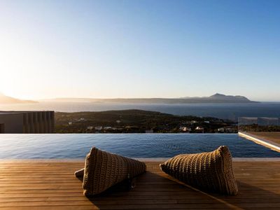 Monte Carlo Vila 3BD 4BA Seaview