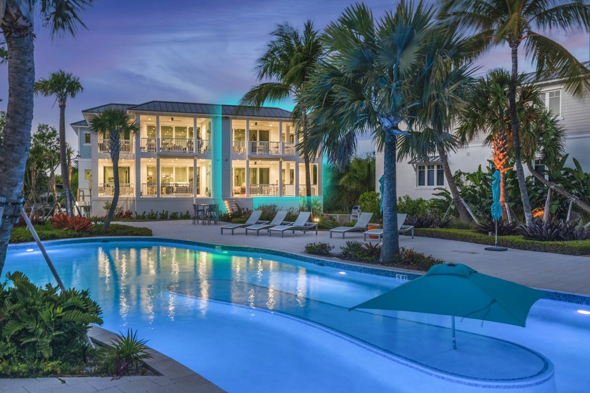 Maison Residences, 8 Bedroom oceanfront w Pool gallery image 4