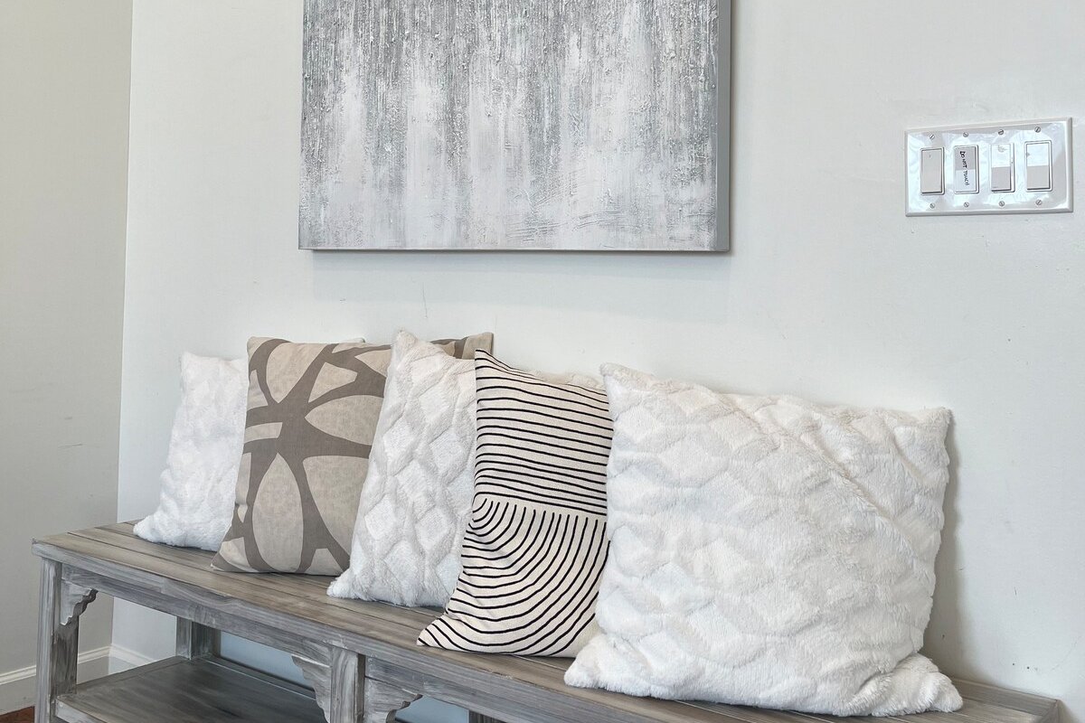 Modern Comfort Near Lake Merritt & Oakland’s Best gallery image 5