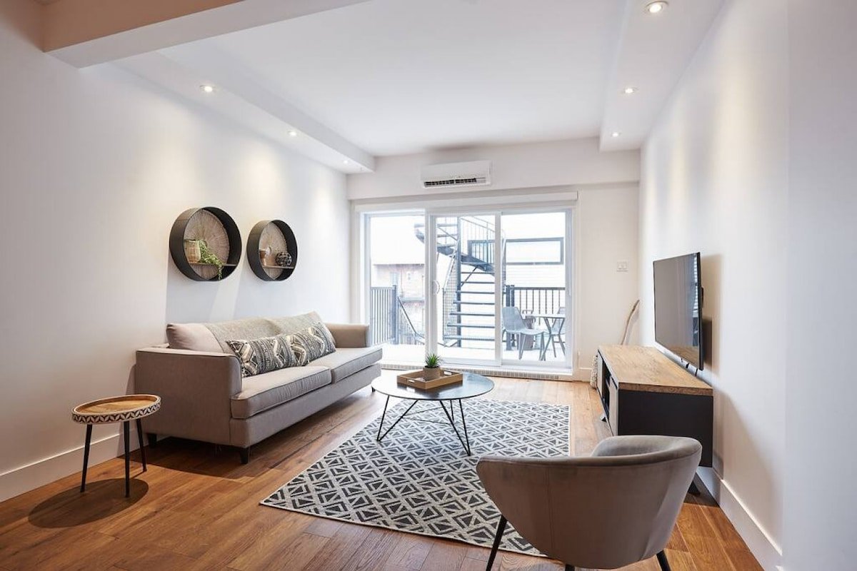 Hip, Stylish Apartment In Little Italy by Denstays gallery image 3