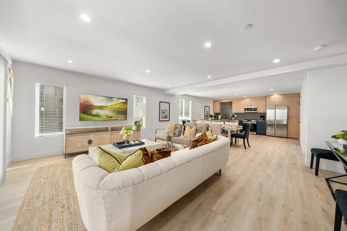 Spacious 5 Bedrooms house in Hollywood/Sleeps 16