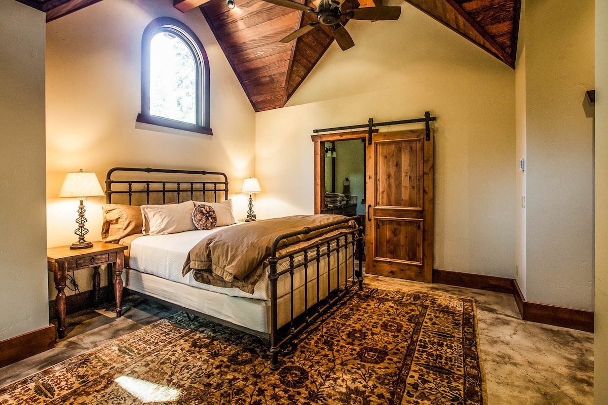 Rocky Ridge gallery image 5