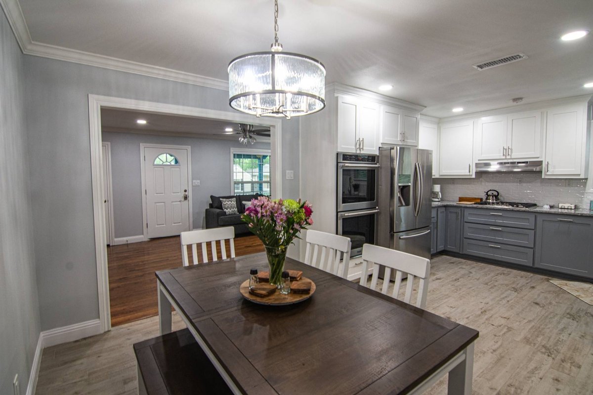 Summer Special! Take 10% off June – August Stays!