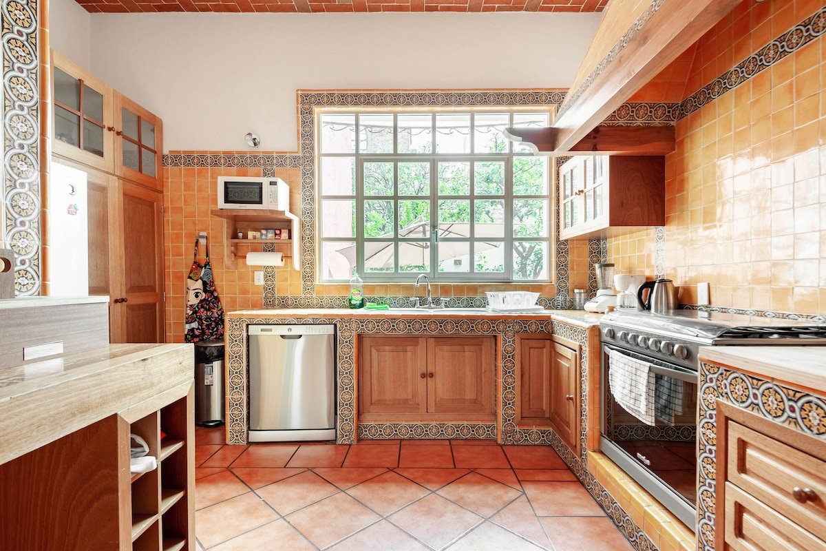 Casa Colonial con jardín en el Centro de Coyoacán gallery image 5