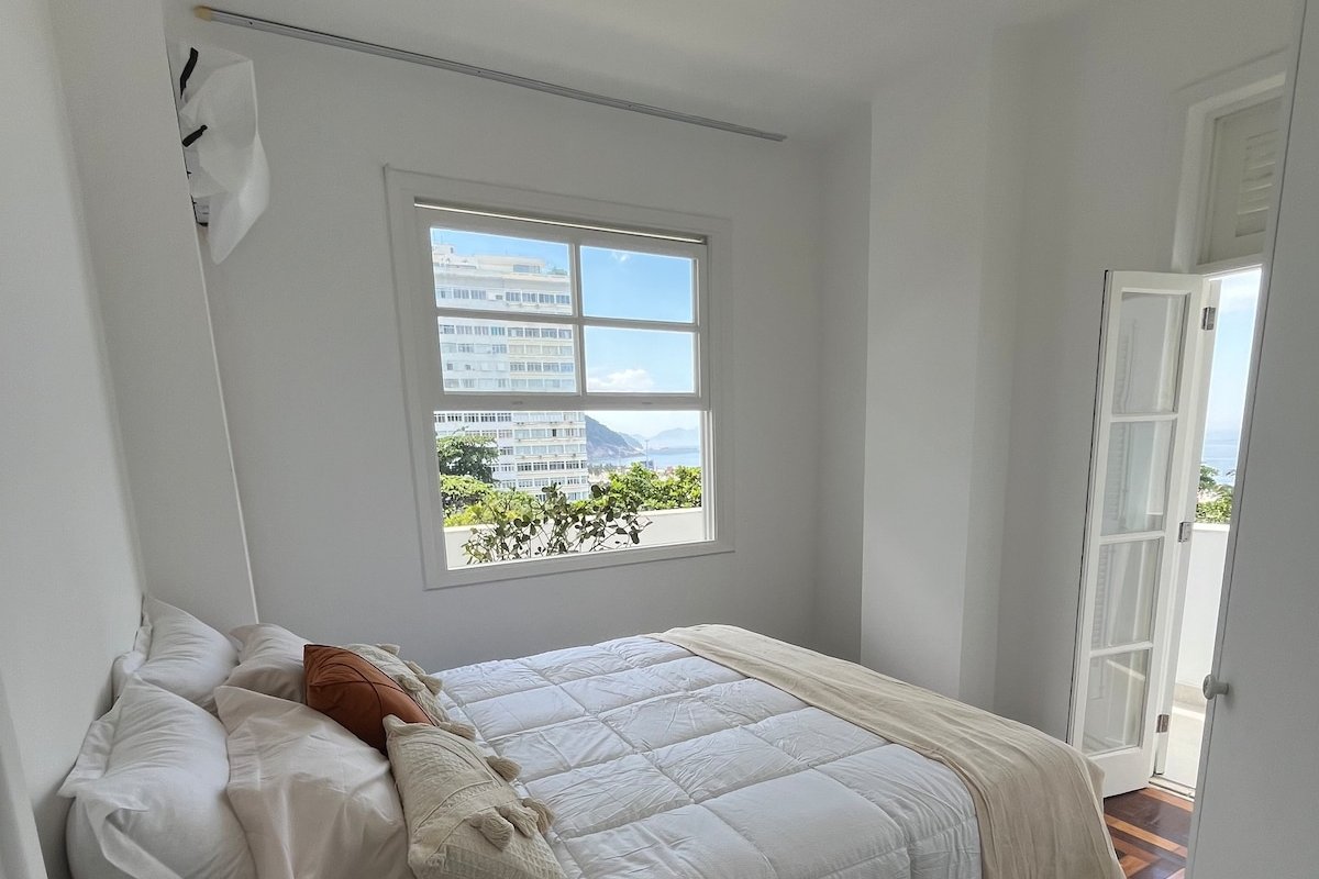 Vista Mar e Pé na areia Copacabana gallery image 2