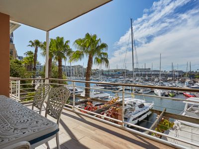 V&A Waterfront Deluxe Apartment