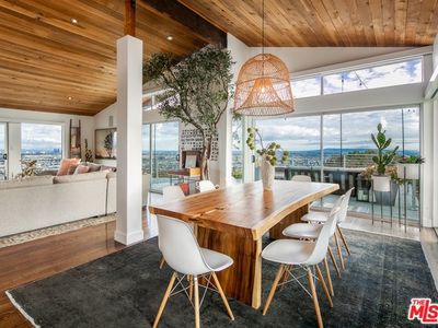Spectacular Views in Post and Beam Classic Luxury