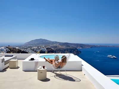 Olia Dome, 2 bedrooms, 2 jacuzzis and volcano view