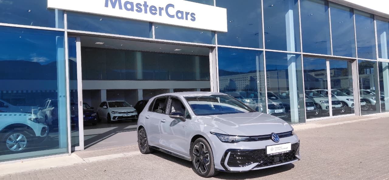 VOLKSWAGEN GOLF 1.4 TSI R-LINE + TIPTRONIC for Sale in South Africa