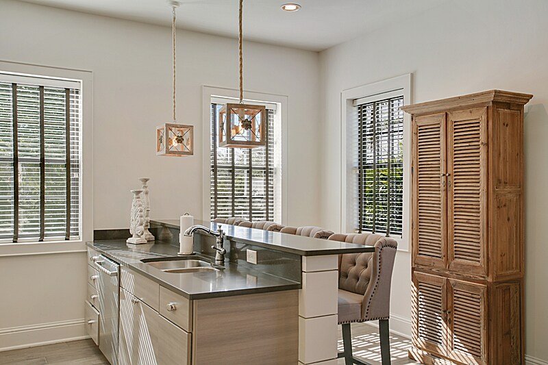 Location and Luxury -Top Reviewed Property gallery image 5