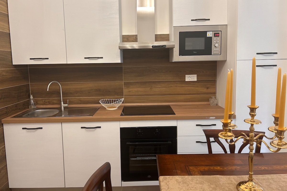 romance al colosseo 3 gallery image 5