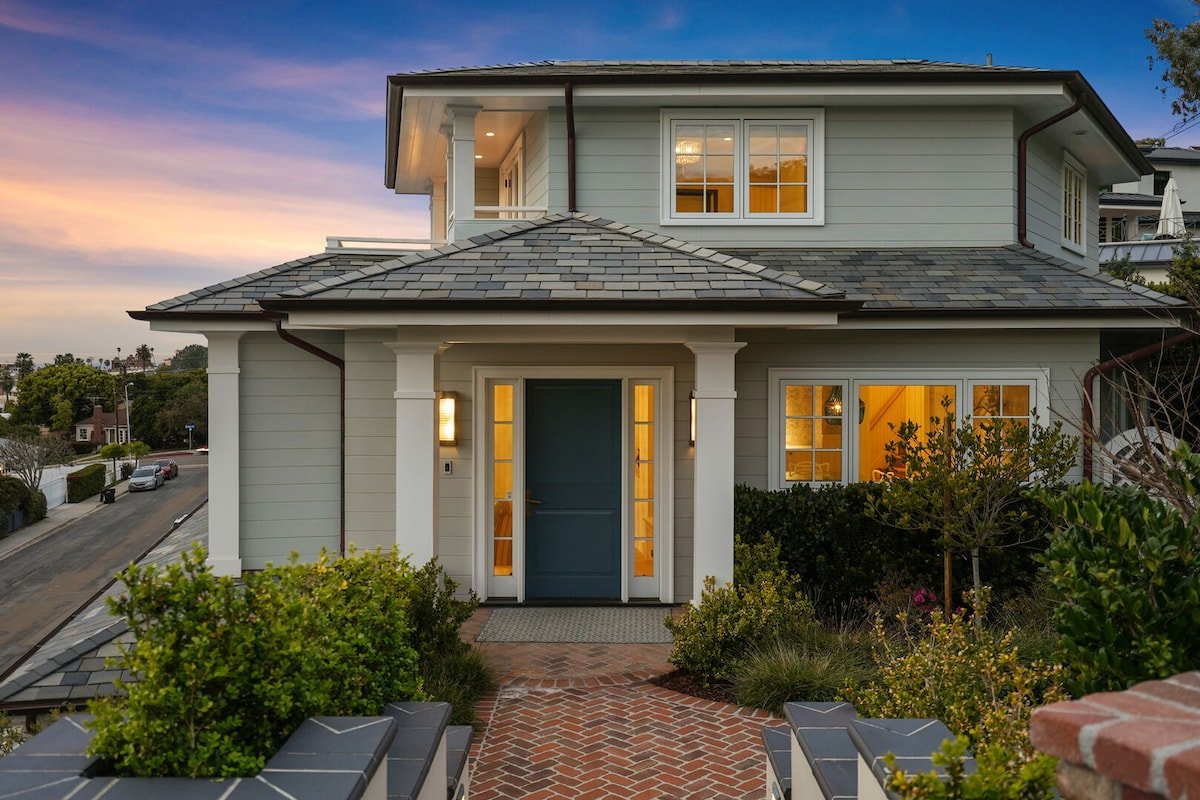 5BR | Ocean Views, Coastal Luxury, Designer, AC gallery image 5