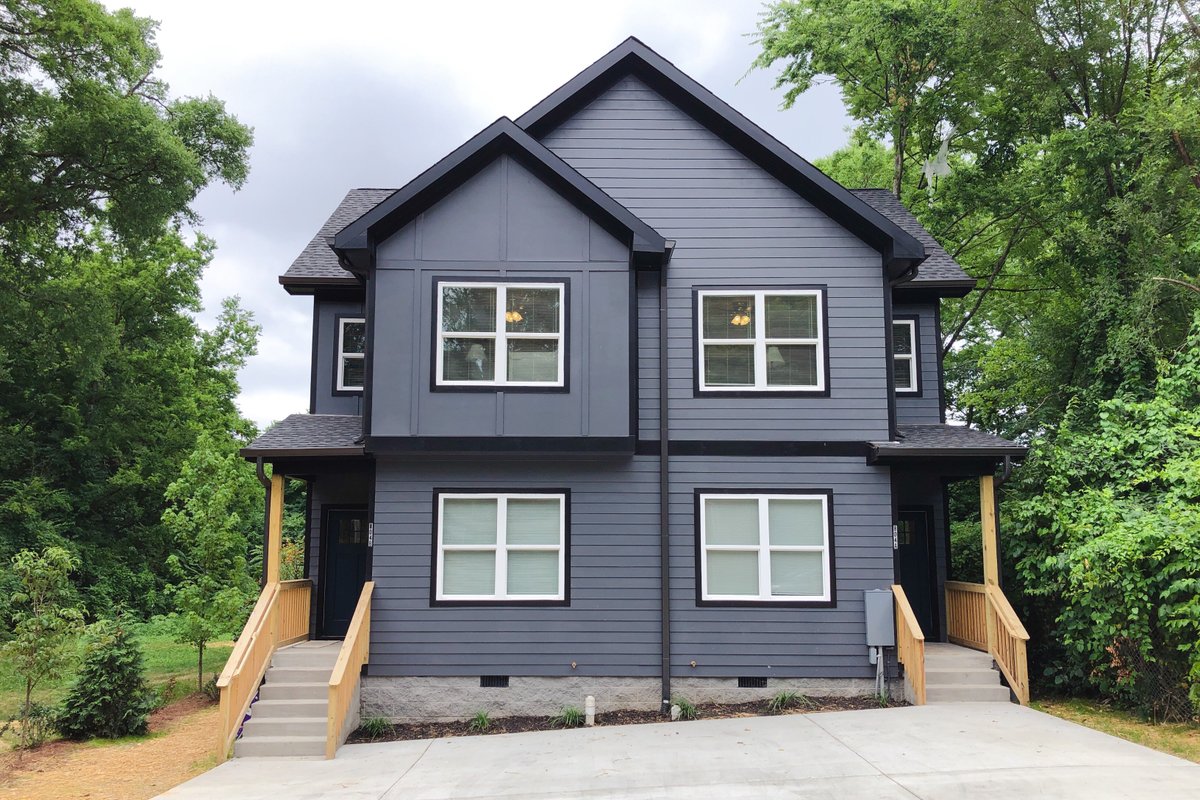 40% OFF | Roof Top | 4 miles to Broadway