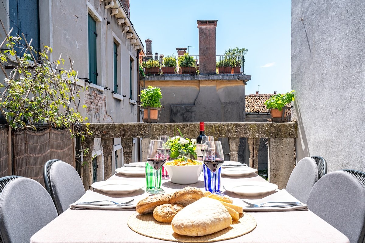 Ca’ Dell’Artista Terrace gallery image 2