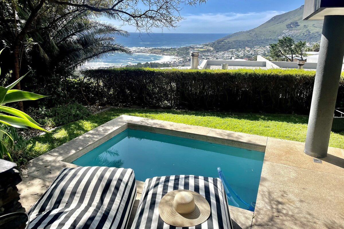 Camps Bay The View Villa Gdn apt & Pvt Pool gallery image 4