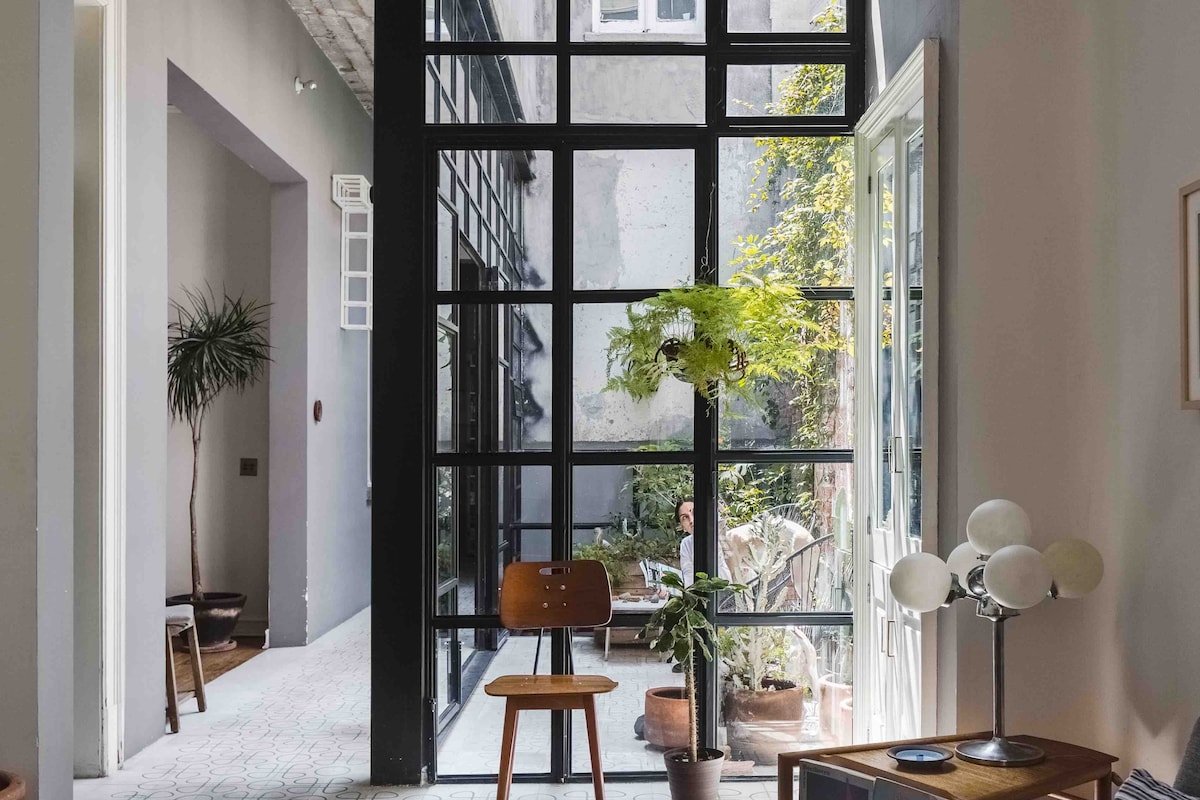 xolo stays/ 19century historic monument townhouse gallery image 4