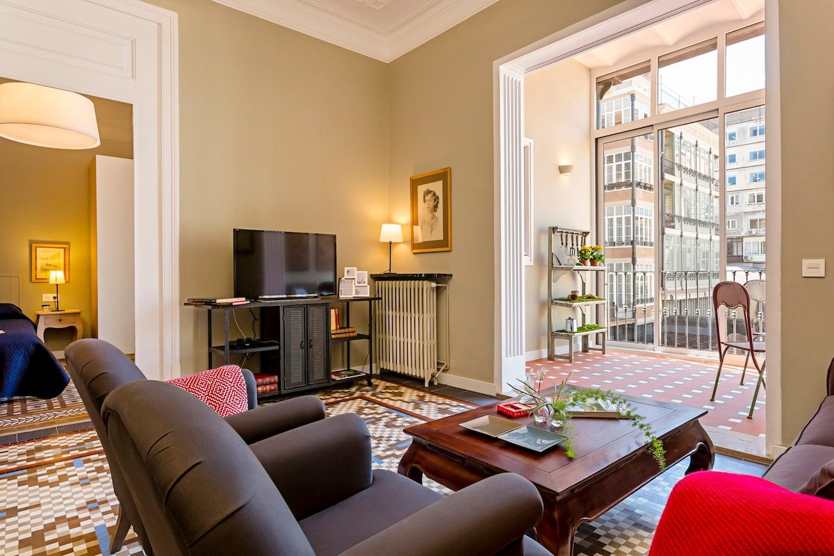 Deluxe Apartment in Paseo de Gracia gallery image 2