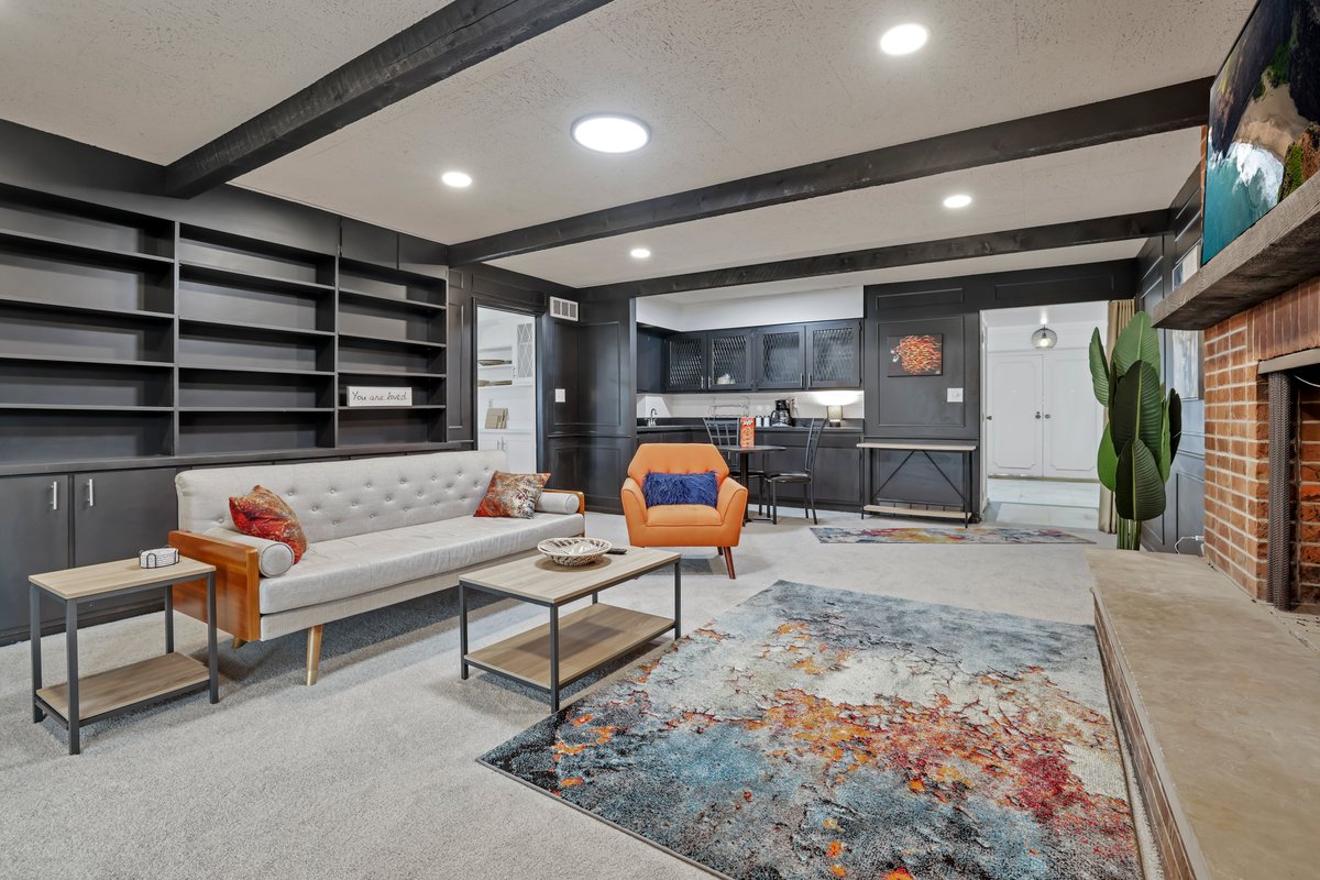 Spacious, Modern, Healing Home