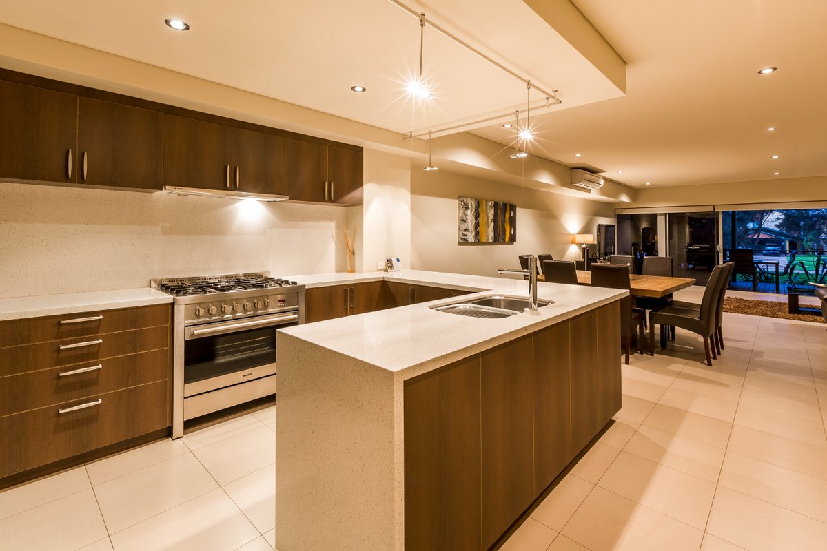 Dunsborough 4 bed 3.5 bathroom Resort Apartment