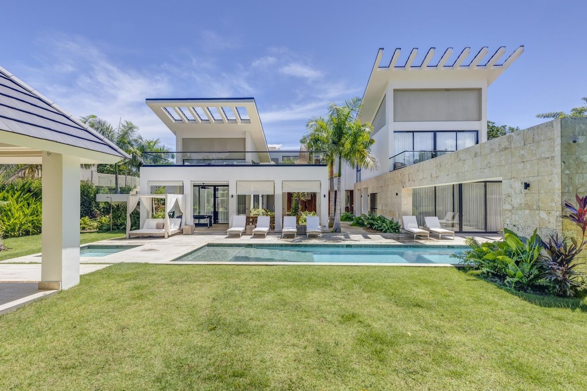 Villa Reino – Modern villa in Punta Cana Resort