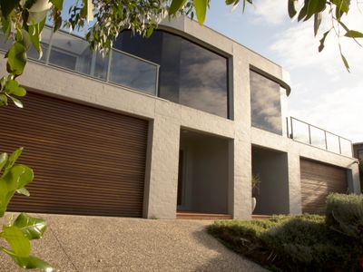 Magic Apartment + Views@83 GREAT OCEAN ROAD Lorne