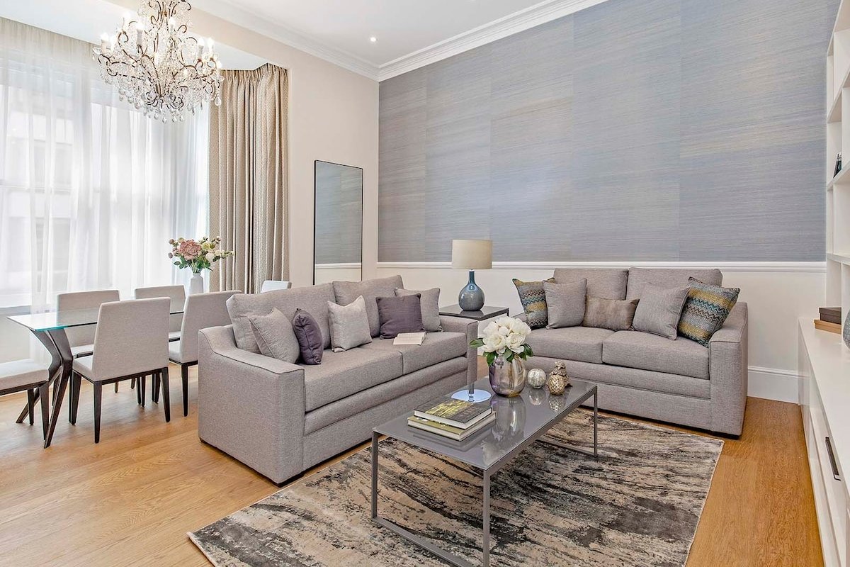 Knightsbridge Two Bedroom Apartment with Balcony gallery image 5