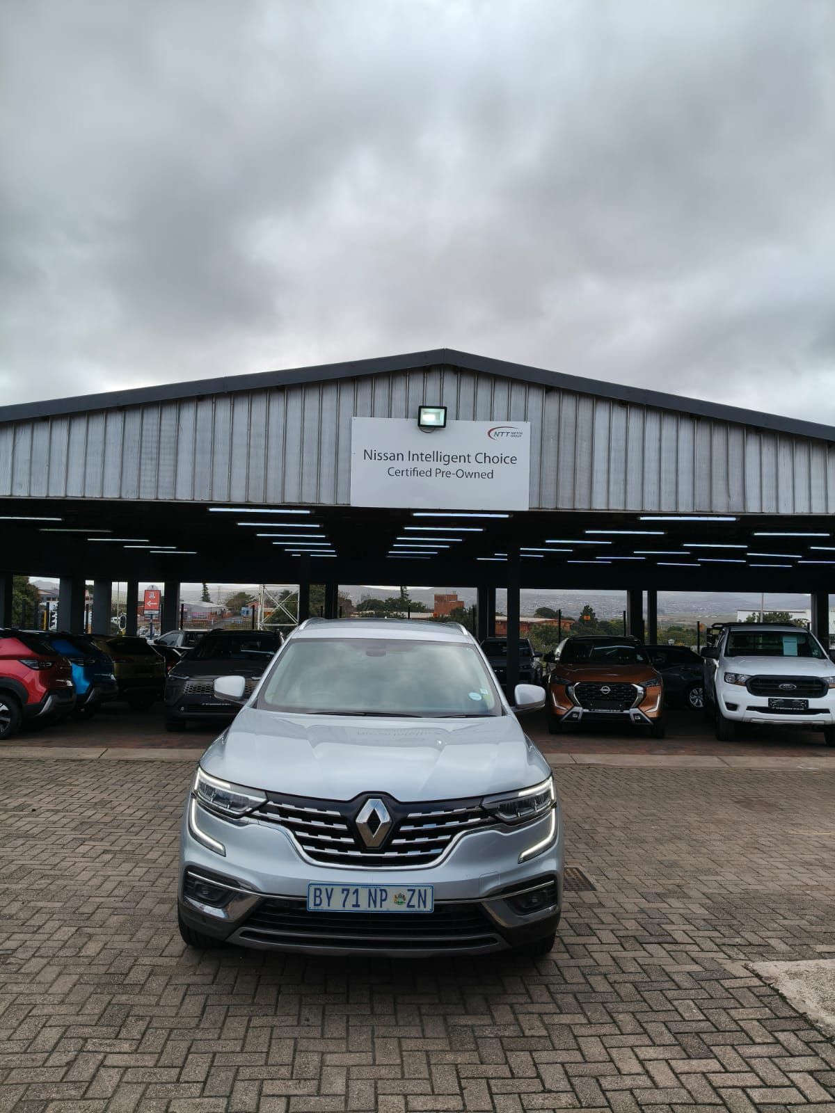 Used car gallery