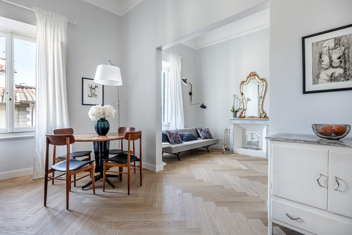 Charming House in Florence gallery image 2