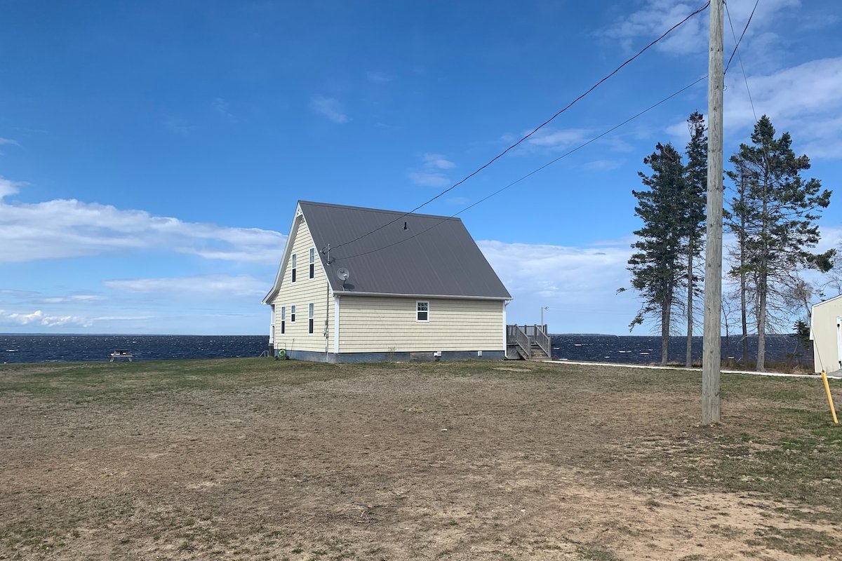 Beach House on Miramichi Bay gallery image 5