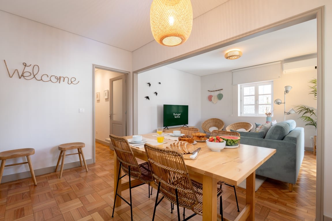 Blue Tile Hideaway by Portugal Active gallery image 2