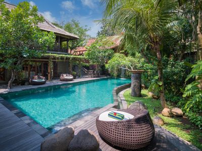 Villa Kapungkur: Wellness, Garden, Pool Pavilion
