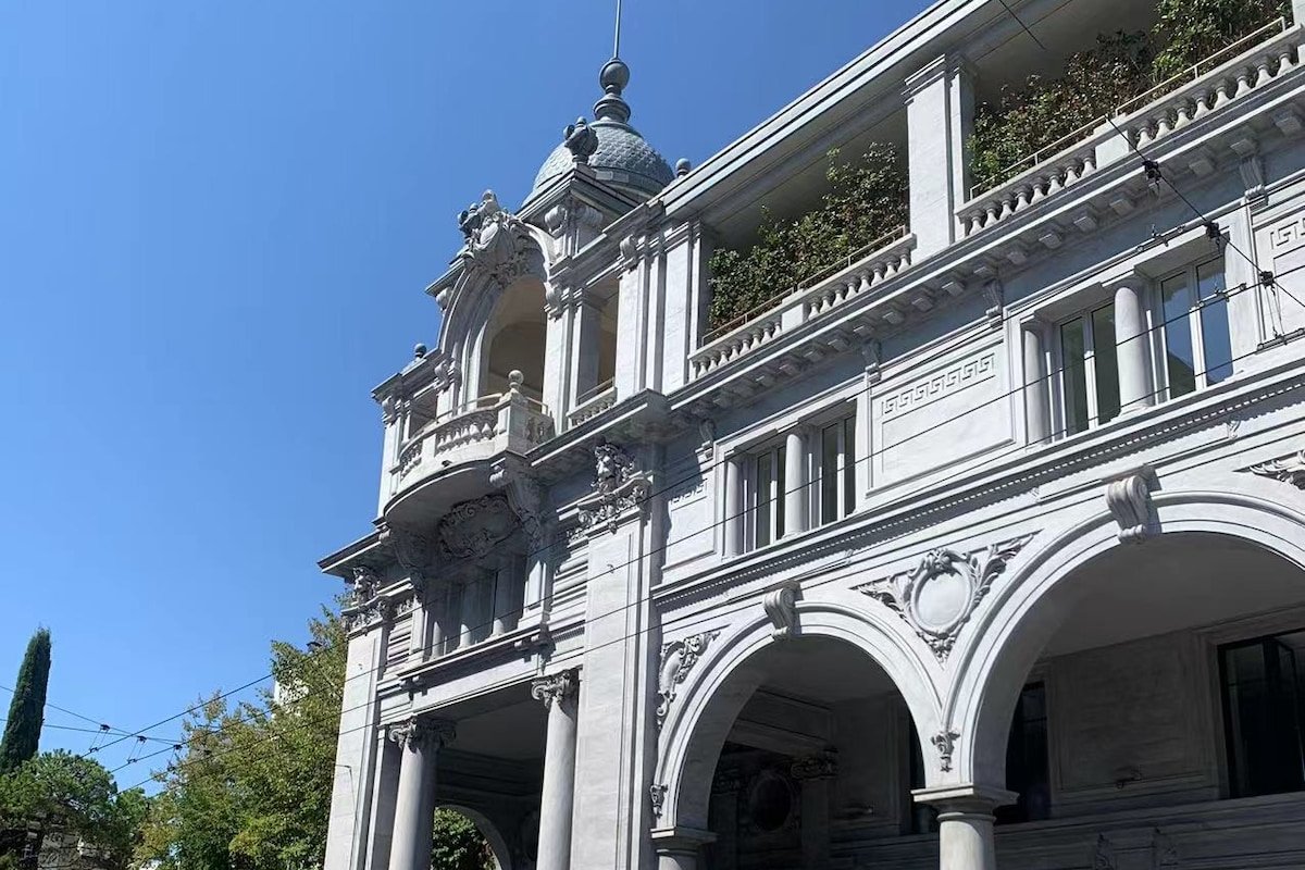 Le National Montreux Switzerland gallery image 4