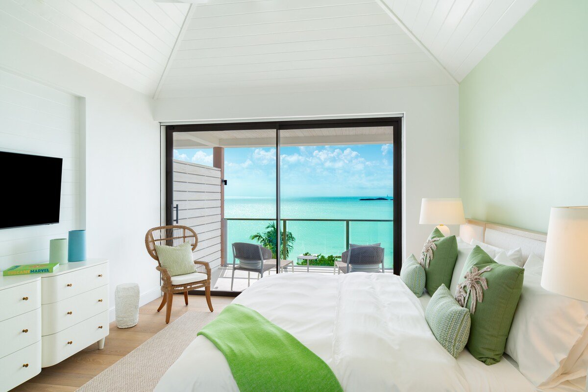 Bristol Breeze Villa gallery image 4