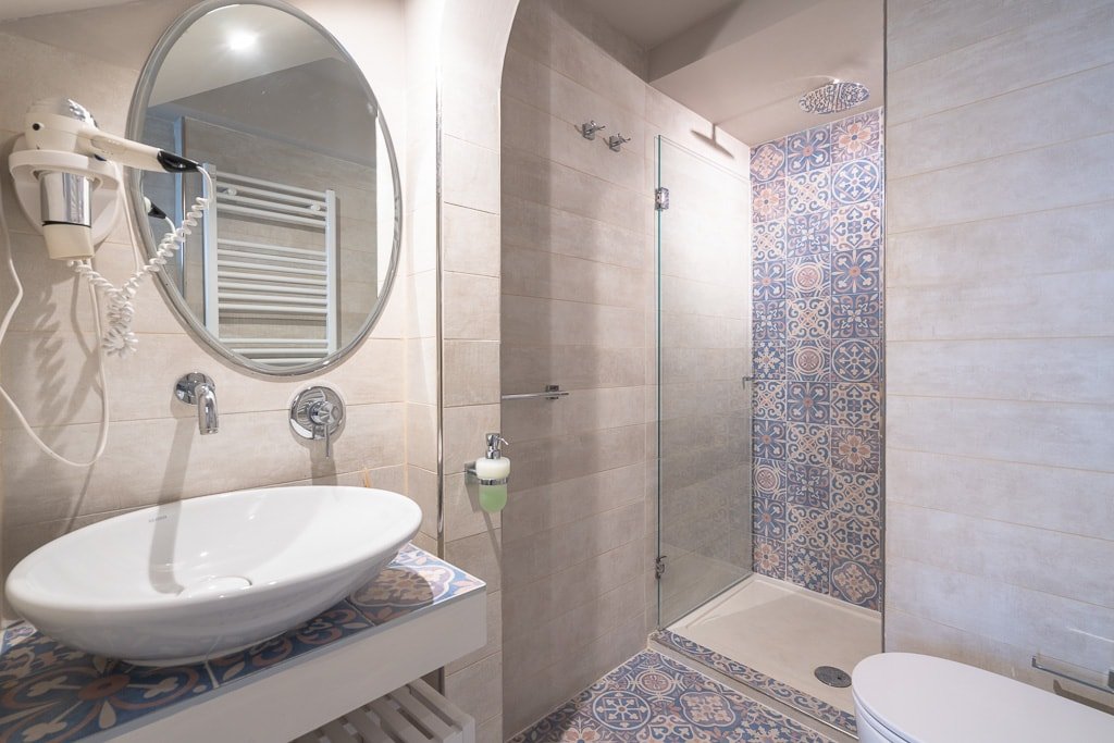 Dimora del Cardinale, Suite room 1 gallery image 4