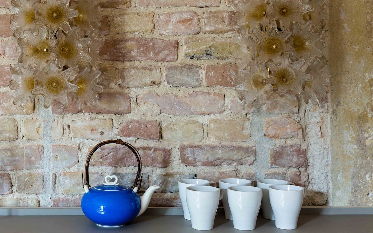 2-Bedroom Deluxe Apartment with Balcony gallery image 4