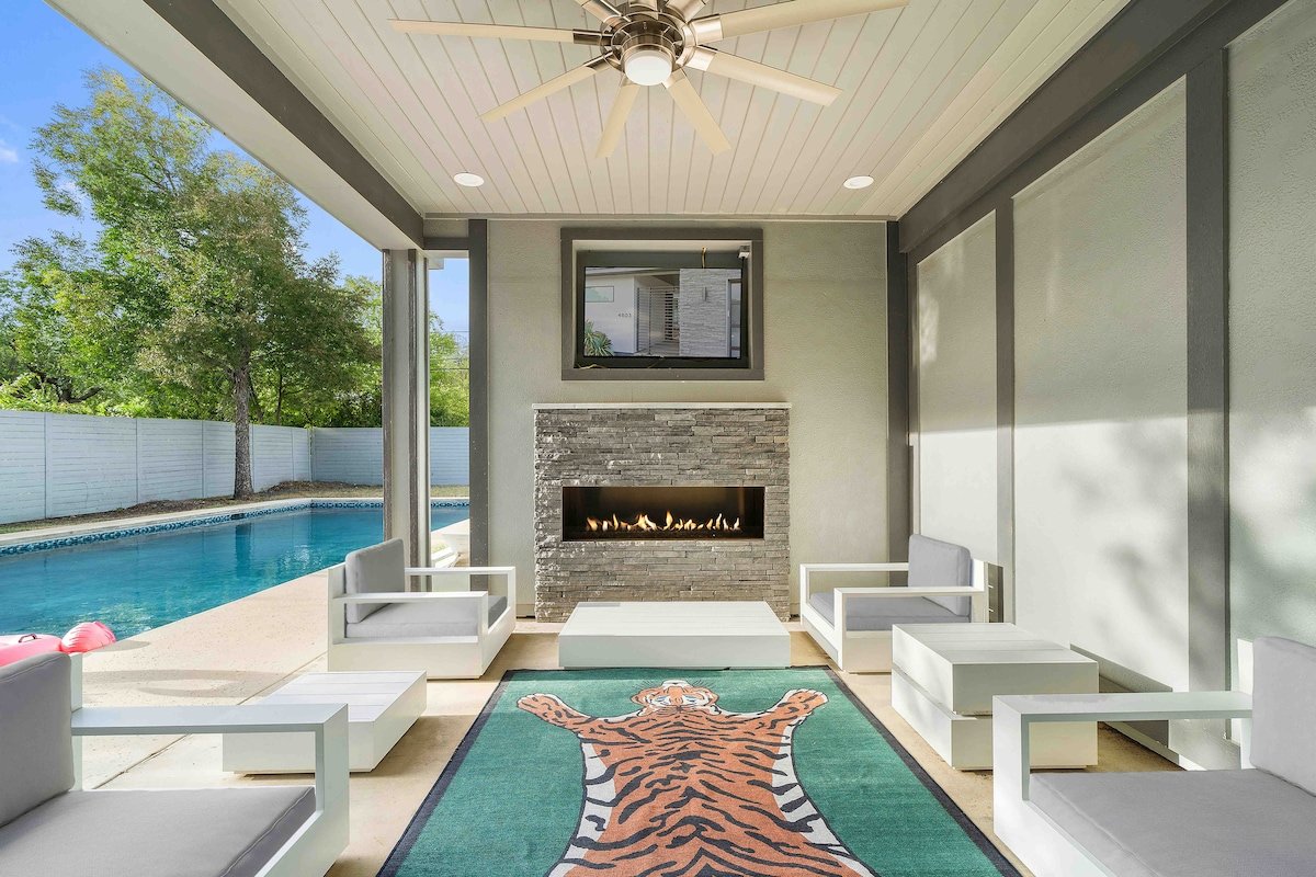 ModernOasis HOT TUB|Pool-10 Mins LoveField Airport gallery image 4