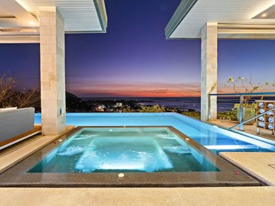 Luxury Villa: Hot Tub: Ocean Views: Fully Staffed