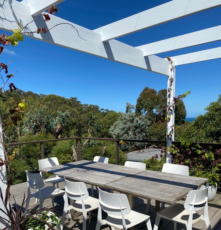 Light & Contemporary