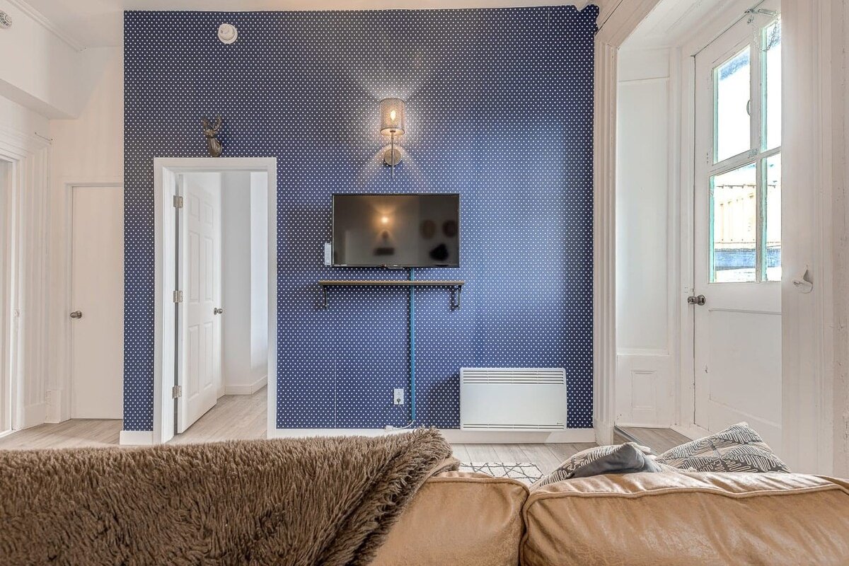 Manoir des Remparts- Renovated 3 Bedroom Oasis gallery image 5