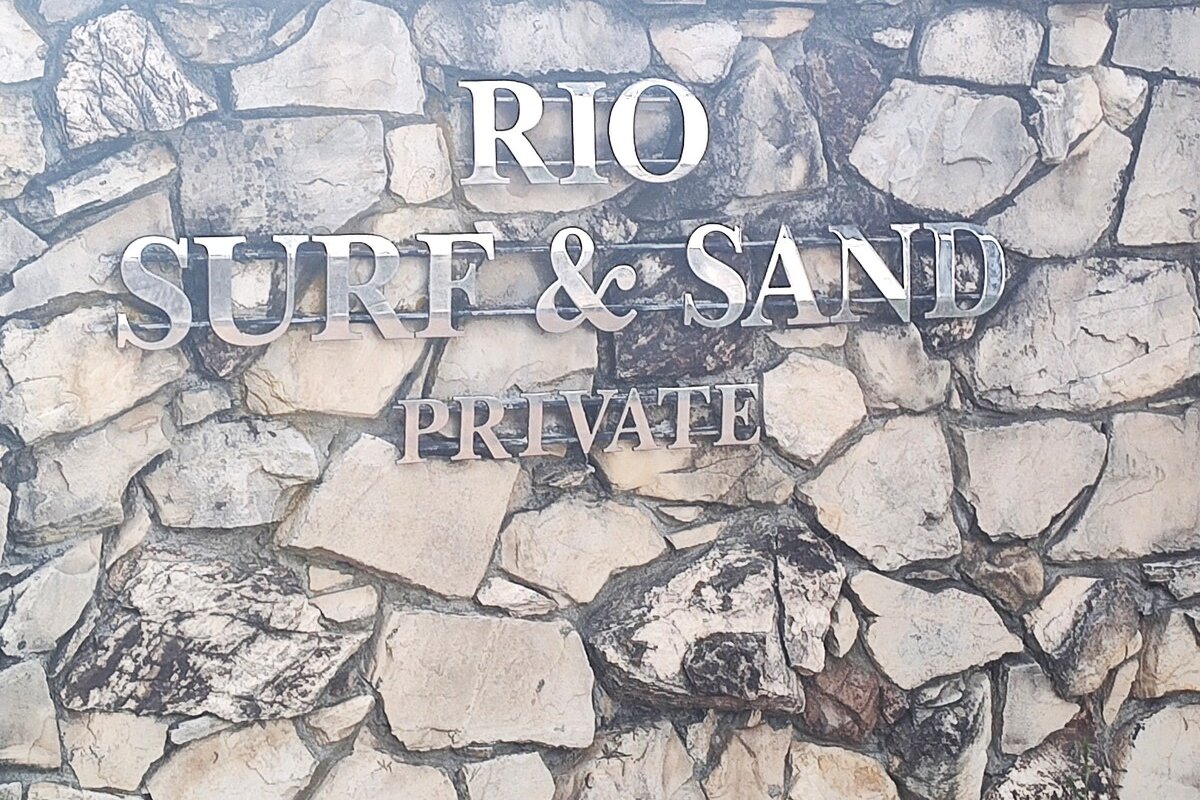 Panoramic Ocean Views – Across Street from Beach gallery image 4