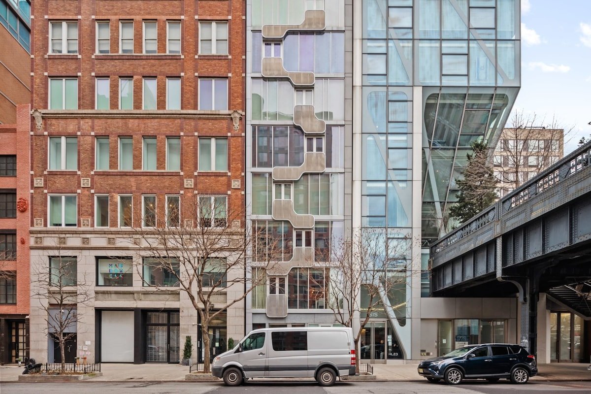 Rove Travel | Highline Terrace | 2BR Chelsea Apt gallery image 5