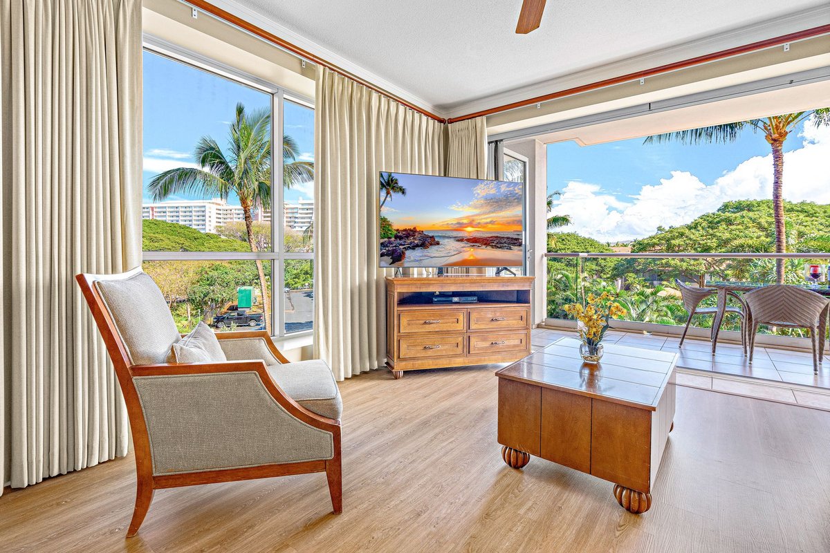 Maui Resort Rentals: Honua Kai Konea 330/32