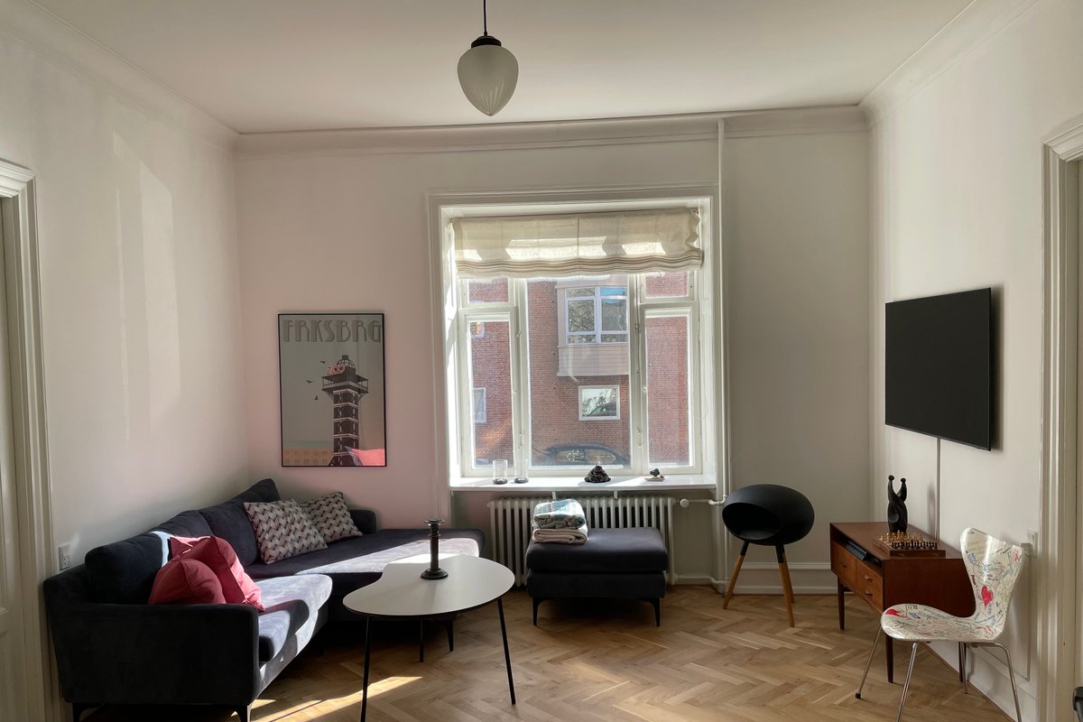 LIGE VED FREDERIKSBERG HAVE